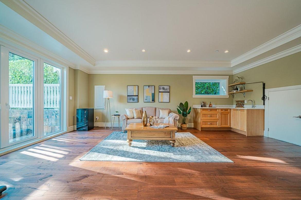 Spacious Cozy House In Vancouver West מראה חיצוני תמונה
